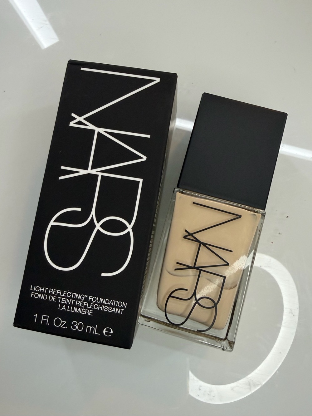 NARS Light Reflecting Foundation Siberia